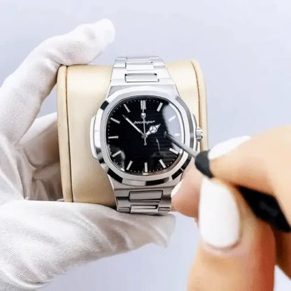 Luxe zilveren herenhorloge RVS met zwarte wijzerplaat en zakelijk design