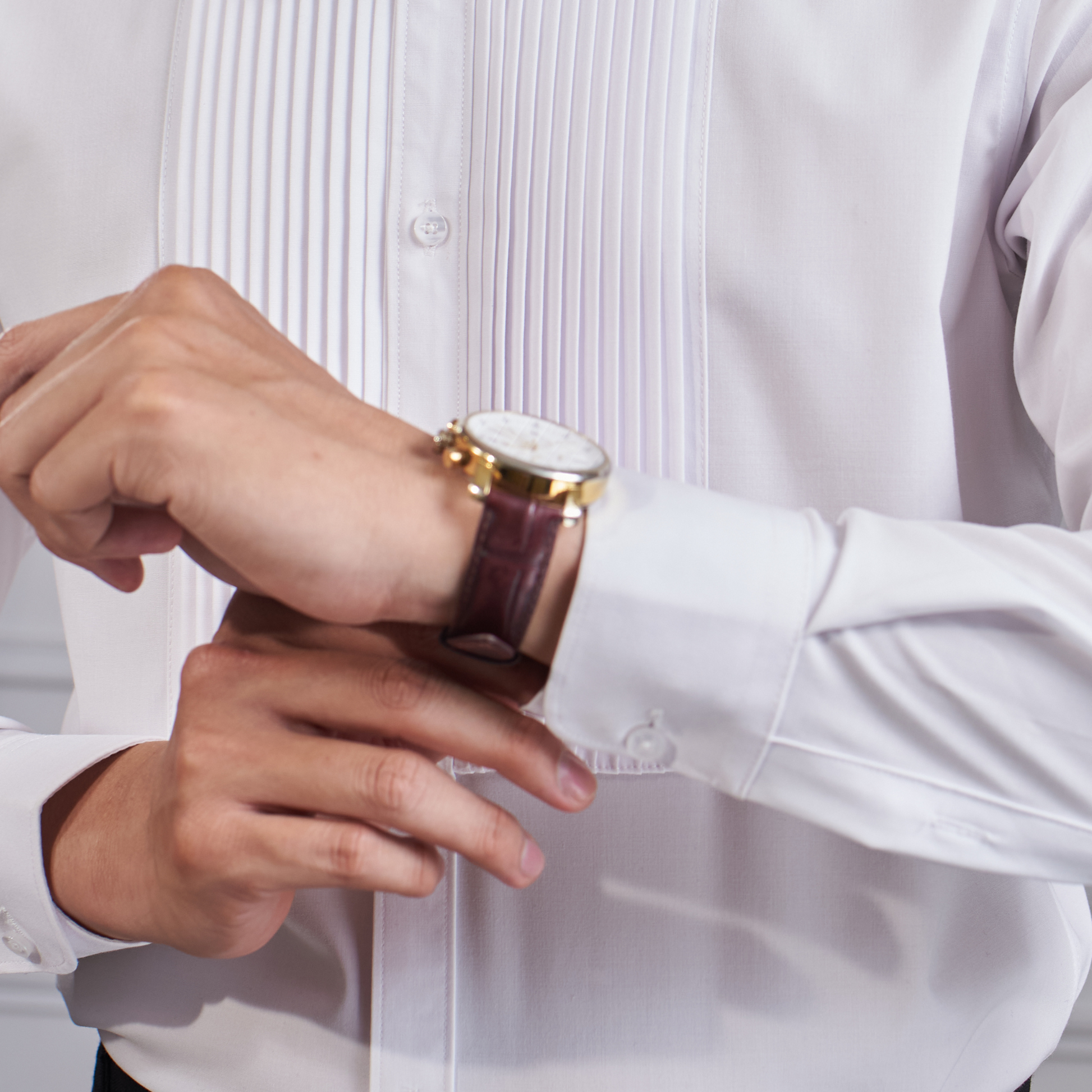 Luxe fijngebreide coltrui met hoge hals in navy blauw