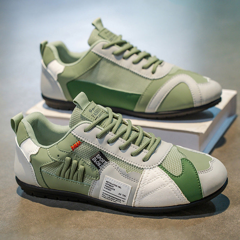 Detail van de vetersluiting en de tong van de trendy herenschoenen voor een goede pasvorm.