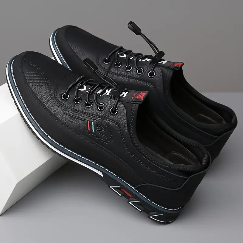 Een man die zijn Jorn klassieke leren Oxfordschoenen strikt, voorbereid op een belangrijke dag.