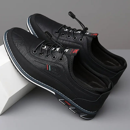 Een man die zijn Jorn klassieke leren Oxfordschoenen strikt, voorbereid op een belangrijke dag.
