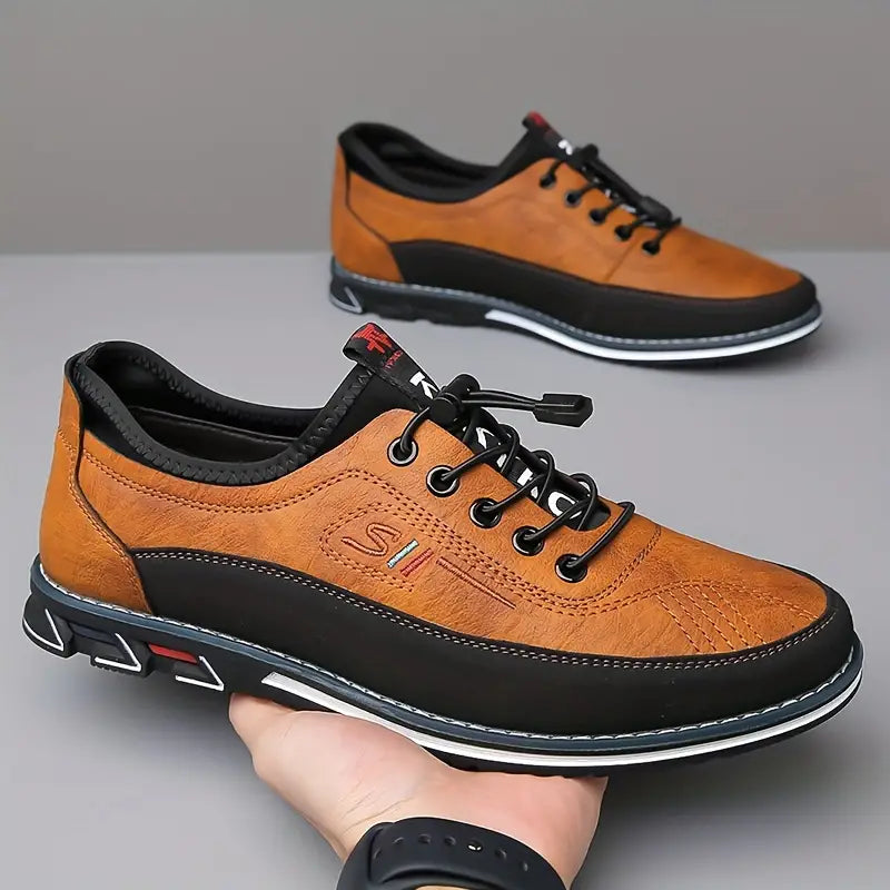 Zijaanzicht van de Jorn leren Oxfordschoenen in donkerbruin, perfect voor formele kleding.