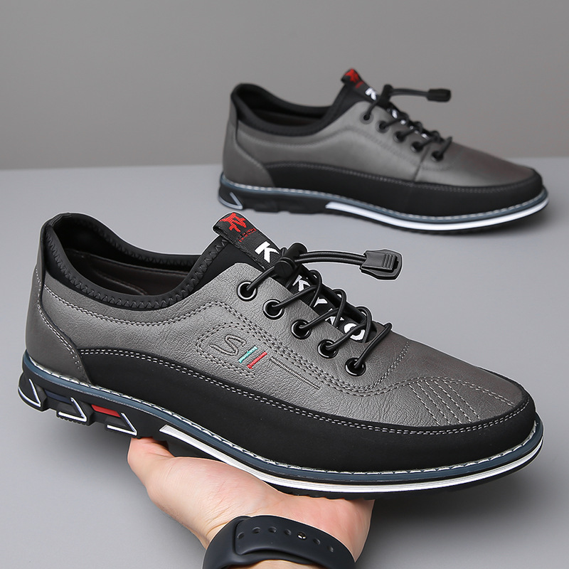 De stevige zool van de Jorn klassieke leren Oxfordschoenen, ontworpen voor duurzaamheid en grip.