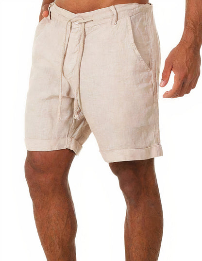 Detailopname van de textuur van de premium linnen stof van de Reuben shorts in beige, met focus op de ademende kwaliteit.