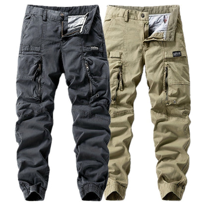 Nauwkeurige weergave van de elastische tailleband en het trekkoord van de cargo jogger broek.